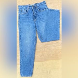 Stradivarius Button Fly Mom Jeans, Size 04 **SLIGHTLY DAMAGED**